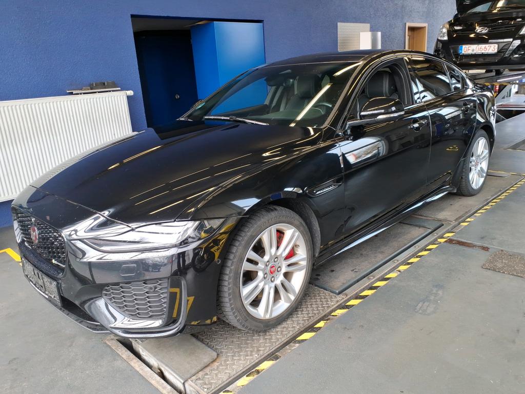 Jaguar XE