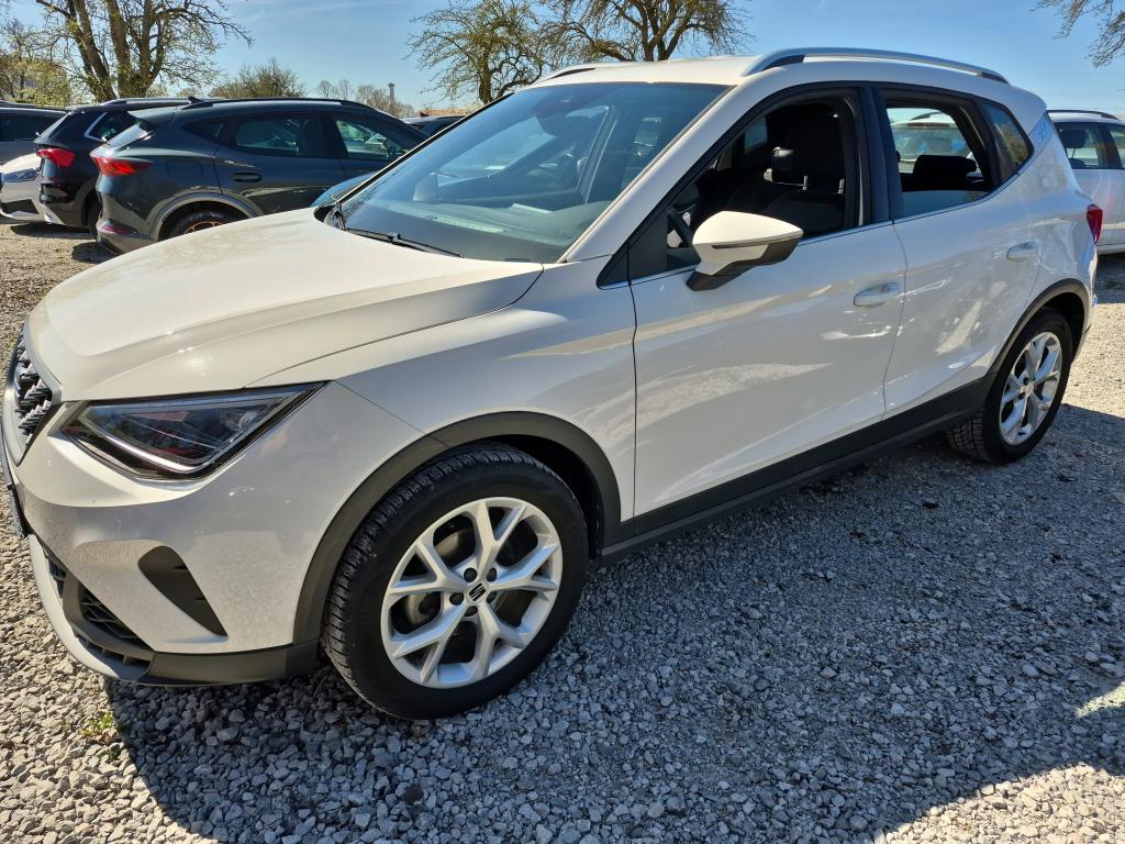Seat Arona