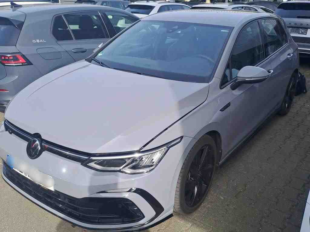 Golf VIII 1.5 eTSI ACT R-Line